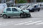 Две коли се блъснаха до пешеходна пътека в „Дружба“