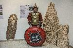 С фотоси в естествен размер е показан кромлеха от Старо Железаре в галерия Credo Bonum