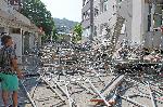 Срути се скеле на саниращ се блок в Благоевград
