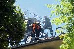 Пожар горя в тавански помещения на жилищен блок в столицата