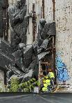 София - Демонтаж на скулптурите на Паметник 1300 години България