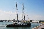 Бургас - Акостиране на кораба ""Rainbow Warrior