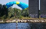 Варна - Скокове с парашут от мост