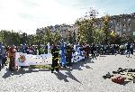 София – Протест на пожарникари срещу закриване на служби.