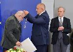 Премиерът Борисов  връчи наградата „Свети Паисий Хилендарски“ на Владимир Зарев