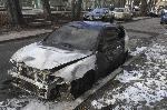 "Алфа ромео" изгоря в бургаския квартал "Лазур"