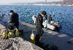 Военните водолази провериха морето на Варна за утрешния празник