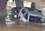 Полицейска кола падна във Владайска река в центъра на столицата