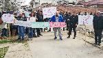 Десетки протестиращи пред съда в Тополовград искат свобода за легионера Иван Пачелиев