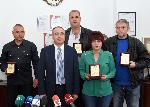 Наградиха бригадата от запалилия се на гара Коньово влак