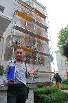 Скандал при реставриране на фасадно пано на техникум в Бургас
