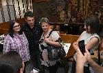 София - Фенове се срещат със снимачния екип на "Откраднат живот"