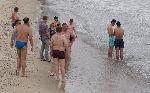 Лошото време не изплаши почиващите по варненските плажове
