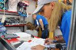 Запечатаха търговски обекти в Бургас за неиздаване на фискални бонове