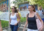 София - Откриване на фото изложбата "Златните момичета" пред Народния театър