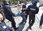Напрежение и задържан при протест пред Столична община