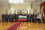 Румен Радев връчи националния флаг на българските антарктици