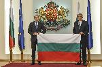 София - Връчване на националния флаг
