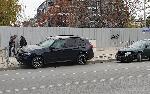 Джип БМВ и Шкода отнесоха мантинелата на "Черни връх"