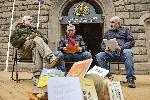 Граждани четоха книги пред Министерски съвет