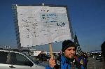 БУРГАС - Протестиращи зареждат горива между 20 и 50 стотинки, за да блокират законно пътищата