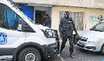 Задържаха десет души при специализирана акция за наркотици в Бургас