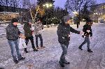 Младежи протестираха символично срещу заледените улици в Силистра