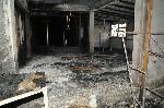 Горя изоставена постройка в Бургас