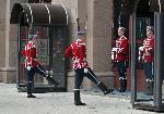 София - Тържествената смяна на почетния гвардейски караул пред Президентството