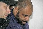 Бургаския окръжен съд гледа мярката  за неотклонение на англичанин с 53 имена