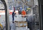 Огнеборци потушаваха пожар на площад "Славейков"
