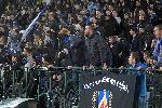 Фенове на „Левски” се опитаха да нахлуят на терена след гол на Моци