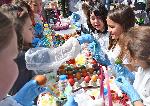 София - Велики четвъртък - Площад "Света неделя" - Бояйдисване на яйца - Деца