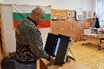 За първи път в България се гласува и машинно