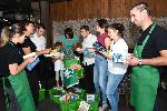 „Пътуващи сандъчета“ - дари любима книга в Starbucks®