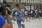 Кабелни оператори протестираха пред Министерски съвет