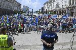 Полицаите излязоха на протест, искат по-високо заплащане на нощния труд