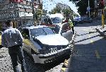 Линейка и кола катастрофираха на кръстовище в центъра на столицата