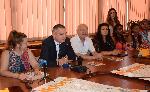 Кметът на Варна Иван Портних се срещна с участници в Международния фолклорен фестивал