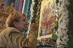 Варненци се поклониха на икона, за която вярват, че е чудотворна