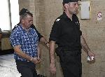 Гледат мярка на полицая, задържан с 850 лева подкуп