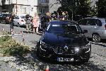 Директорът на Агенцията по храните в Бургас излезе от сградата