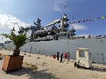 Много голям турски боен кораб акостира във Варна