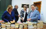 Бургас- Книги за библиотеката на затвора