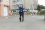 София - Стъкла на автомобили облепени с предизборни стикери