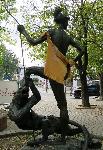 Варна - Пластика с жилетка