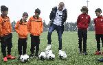 София - Кирил Десподов с деца от футболни школи