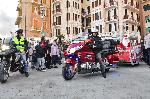 Италианският Дядо Коледа впрегна мотоциклети в шейната си