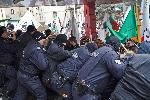 СОФИЯ - МРРБ - Сблъсъци между полиция и протестиращи от "Възраждане"