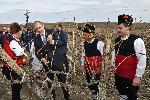 Президентът Румен Радев заряза лозята в ивайловградското село Свирачи